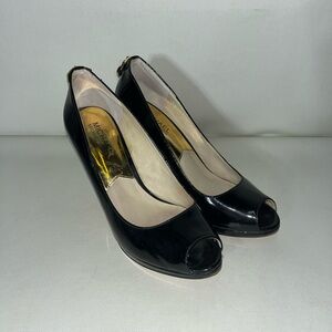 Michael Kors Black Patent Leather Heels with perp toe